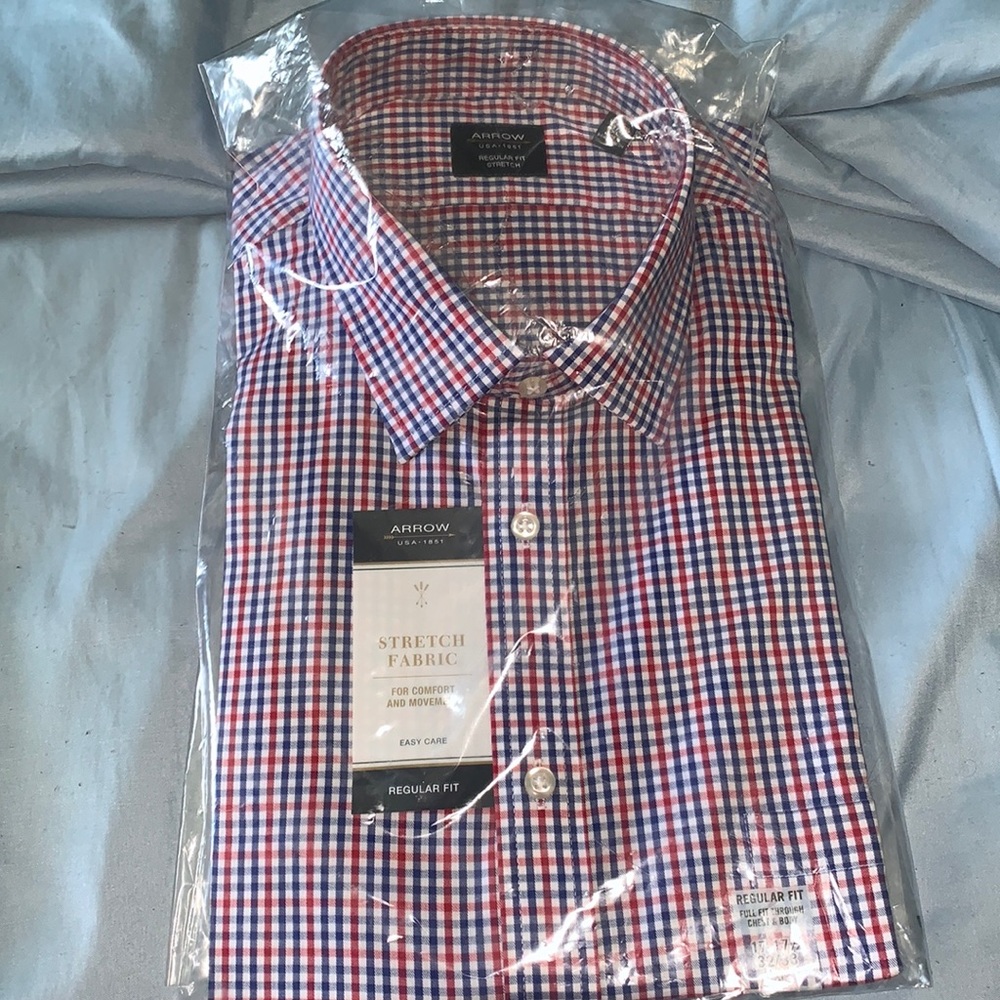 Men’s Arrow dress shirt